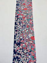 画像をギャラリービューアに読み込む, 白線花尽くし模様【四つ釦】