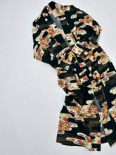 画像をギャラリービューアに読み込む, 雲掛け古典模様金彩【四つ釦】