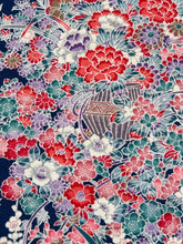 画像をギャラリービューアに読み込む, 白線花尽くし模様【四つ釦】