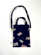 画像をギャラリービューアに読み込む, 読み本冊子金彩花模様【巾着】