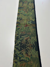 画像をギャラリービューアに読み込む, 舟に草花菖蒲模様織り出し本場泥大島紬(5マルキ)【S】