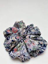 画像をギャラリービューアに読み込む, 友禅染花柄尽くし【大・単品】