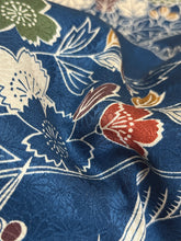 画像をギャラリービューアに読み込む, 菊地紋尽くしに菊模様【L】