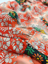 画像をギャラリービューアに読み込む, 暈し抽象藤絵模様