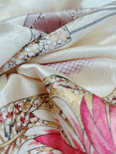 画像をギャラリービューアに読み込む, 掠れ格子に変わり波地紋に花扇模様【ティアード】