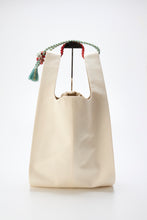 画像をギャラリービューアに読み込む, 華更紗菱絵【ケニショ・大】