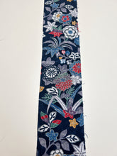 画像をギャラリービューアに読み込む, 手描き縮緬花草模様【サイドギャザーワンピース】