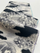 画像をギャラリービューアに読み込む, 雲取り吉祥花模様紬【長丈シュッケニ】