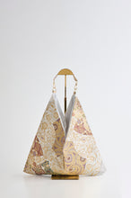 画像をギャラリービューアに読み込む, 地紙に花鳥七宝唐華模様【あずま型 中】上物