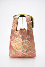 画像をギャラリービューアに読み込む, 唐花紋模様【ケニショ・大】