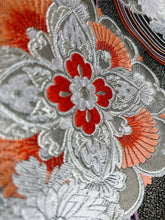 画像をギャラリービューアに読み込む, 曲線絵に唐花牡丹模様②【ケニガマ・小】
