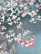 画像をギャラリービューアに読み込む, 糊ちらし地に暈し花蝶模様【サイドギャザーワンピース】