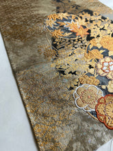 画像をギャラリービューアに読み込む, 牡丹梅楓立涌花丸模様【あずま型 中】上物