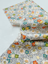 画像をギャラリービューアに読み込む, 小梅尽くし模様【四つ釦】