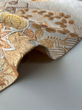 画像をギャラリービューアに読み込む, 【あずま型 中】梅楓笹橘丸華模様