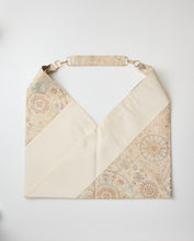 画像をギャラリービューアに読み込む, 正倉院華唐草模様【あずま型 大】