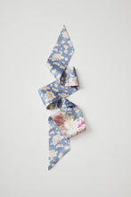 画像をギャラリービューアに読み込む, 【短】開き扇地紋に扇面牡丹花模様