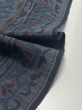 画像をギャラリービューアに読み込む, 縞に唐草模様織り出し本場泥大島紬【S】