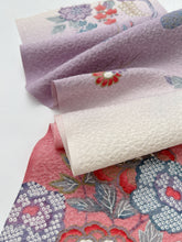 画像をギャラリービューアに読み込む, 膨れ織りに吉祥花模様【四つ釦】