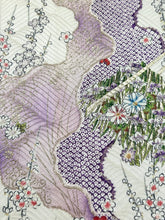 画像をギャラリービューアに読み込む, 変わり波地紋に花扇金彩縁【ブラウス】