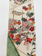 画像をギャラリービューアに読み込む, 柵に四季の草花模様・縮緬