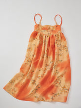 画像をギャラリービューアに読み込む, 橙暈しに花地紋模様【絹】