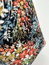 画像をギャラリービューアに読み込む, 菱に花尽くし模様