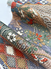 画像をギャラリービューアに読み込む, 膨れ織に荻菊蝶模様【四つ釦】