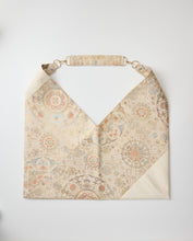 画像をギャラリービューアに読み込む, 正倉院華唐草模様【あずま型 大】