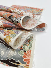 画像をギャラリービューアに読み込む, 古典柄模様【サイドギャザーワンピース】