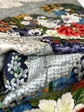 画像をギャラリービューアに読み込む, 【特短】変わり波地紋に雲取り吉祥花模様