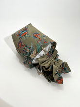 画像をギャラリービューアに読み込む, 更紗花模様の暈し染縮緬地