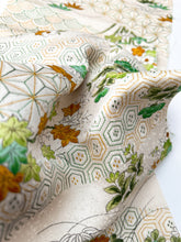 画像をギャラリービューアに読み込む, 笹葉に亀甲青海波古典模様【六つ釦】