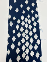 画像をギャラリービューアに読み込む, 変わり華模様【S】注意:襟元色泣きあり