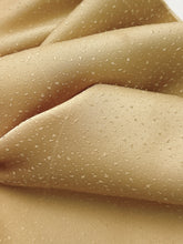 画像をギャラリービューアに読み込む, 木蘭色無地の散らし地紋【四つ釦】⚠️裾汚れあり