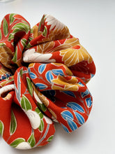 画像をギャラリービューアに読み込む, 橘楓に花模様【大・単品】