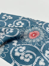 画像をギャラリービューアに読み込む, 流水地紋に唐草花模様【シュッケニ】