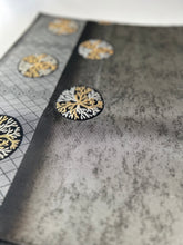 画像をギャラリービューアに読み込む, 飛び丸柄・献上有職模様引箔と金銀糸【あずま型 大】