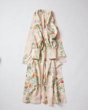 画像をギャラリービューアに読み込む, 四季の草花地紋に水彩風花模様【六つ釦】