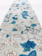 画像をギャラリービューアに読み込む, 唐草花模様・縮緬