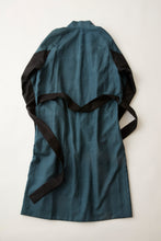 画像をギャラリービューアに読み込む, 青褐返紬