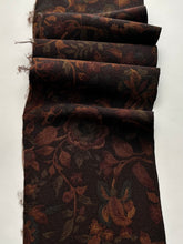 画像をギャラリービューアに読み込む, 水彩風唐草花模様・縮緬