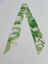 画像をギャラリービューアに読み込む, 亀甲模様に牡丹・金彩青海波模様【特短】