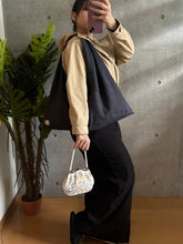 画像をギャラリービューアに読み込む, 炭黒色【ケニあずま大】