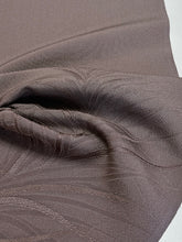 画像をギャラリービューアに読み込む, 鳩羽鼠・色無地笹葉地紋織り出し模様【ティアード】