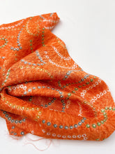 画像をギャラリービューアに読み込む, 華尽くし地紋に絞り風模様【六つ釦】