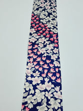 画像をギャラリービューアに読み込む, 変わり波地紋に花尽くし模様【ティアード】