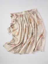 画像をギャラリービューアに読み込む, 総地紋の扇面枝梅花模様【ギャザータイプ】