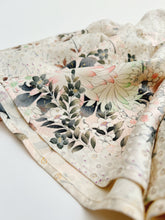 画像をギャラリービューアに読み込む, 藤に大牡丹模様【ティアード】