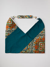 画像をギャラリービューアに読み込む, 花・華唐草模様更紗横錦【あずま型 大】特上